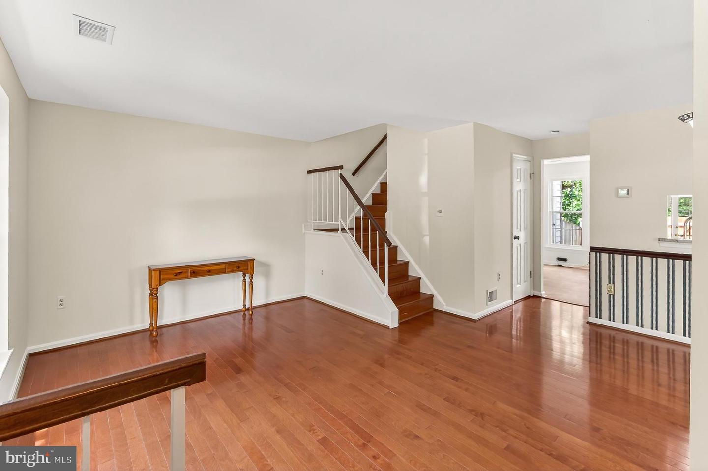 7462 TOWCHESTER CT, ALEXANDRIA, Virginia 22315, 3 Bedrooms Bedrooms, ,1 BathroomBathrooms,Residential,For sale,7462 TOWCHESTER CT,VAFX2259952 MLS # VAFX2259952