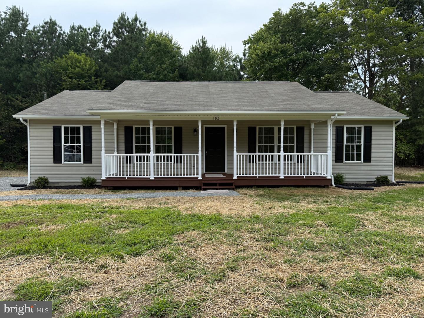 185 WOODBERRY DR, MONTROSS, Virginia 22520, 4 Bedrooms Bedrooms, 10 Rooms Rooms,2 BathroomsBathrooms,Residential,For sale,185 WOODBERRY DR,VAWE2009482 MLS # VAWE2009482