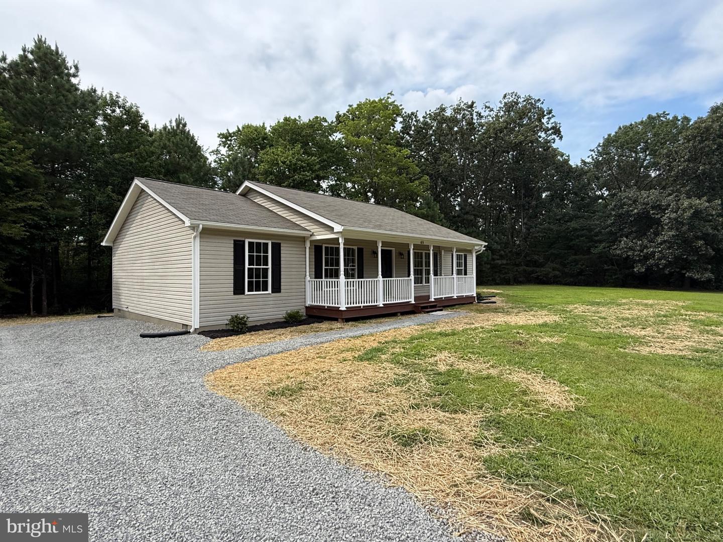 185 WOODBERRY DR, MONTROSS, Virginia 22520, 4 Bedrooms Bedrooms, 10 Rooms Rooms,2 BathroomsBathrooms,Residential,For sale,185 WOODBERRY DR,VAWE2009482 MLS # VAWE2009482