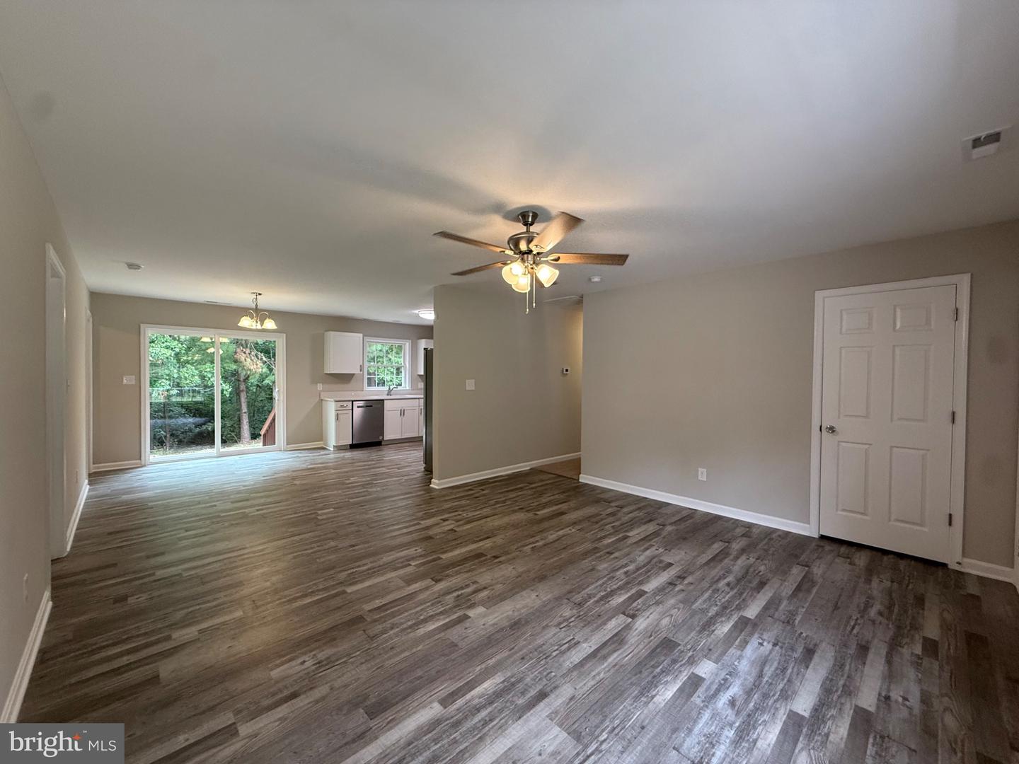 185 WOODBERRY DR, MONTROSS, Virginia 22520, 4 Bedrooms Bedrooms, 10 Rooms Rooms,2 BathroomsBathrooms,Residential,For sale,185 WOODBERRY DR,VAWE2009482 MLS # VAWE2009482