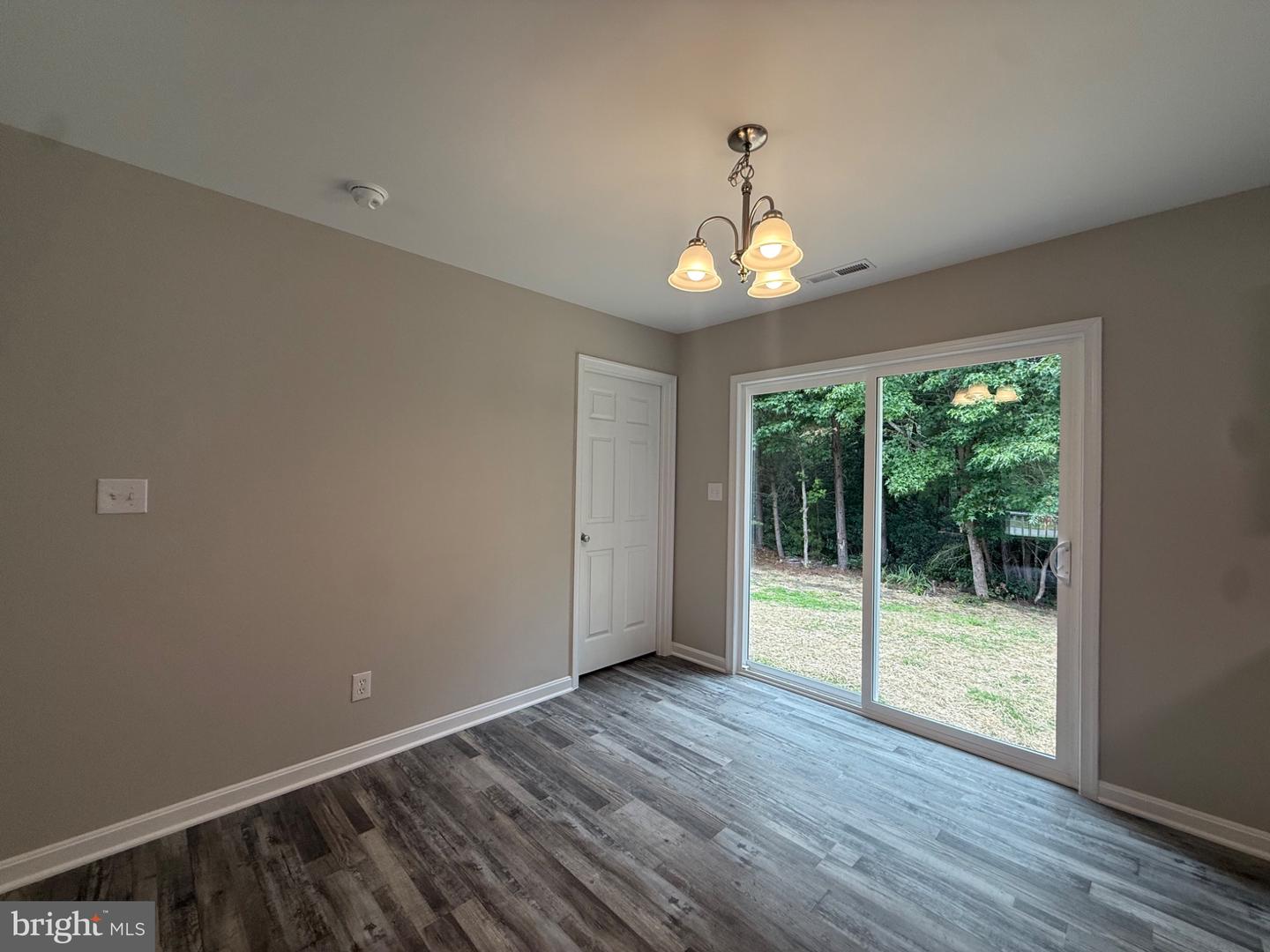 185 WOODBERRY DR, MONTROSS, Virginia 22520, 4 Bedrooms Bedrooms, 10 Rooms Rooms,2 BathroomsBathrooms,Residential,For sale,185 WOODBERRY DR,VAWE2009482 MLS # VAWE2009482