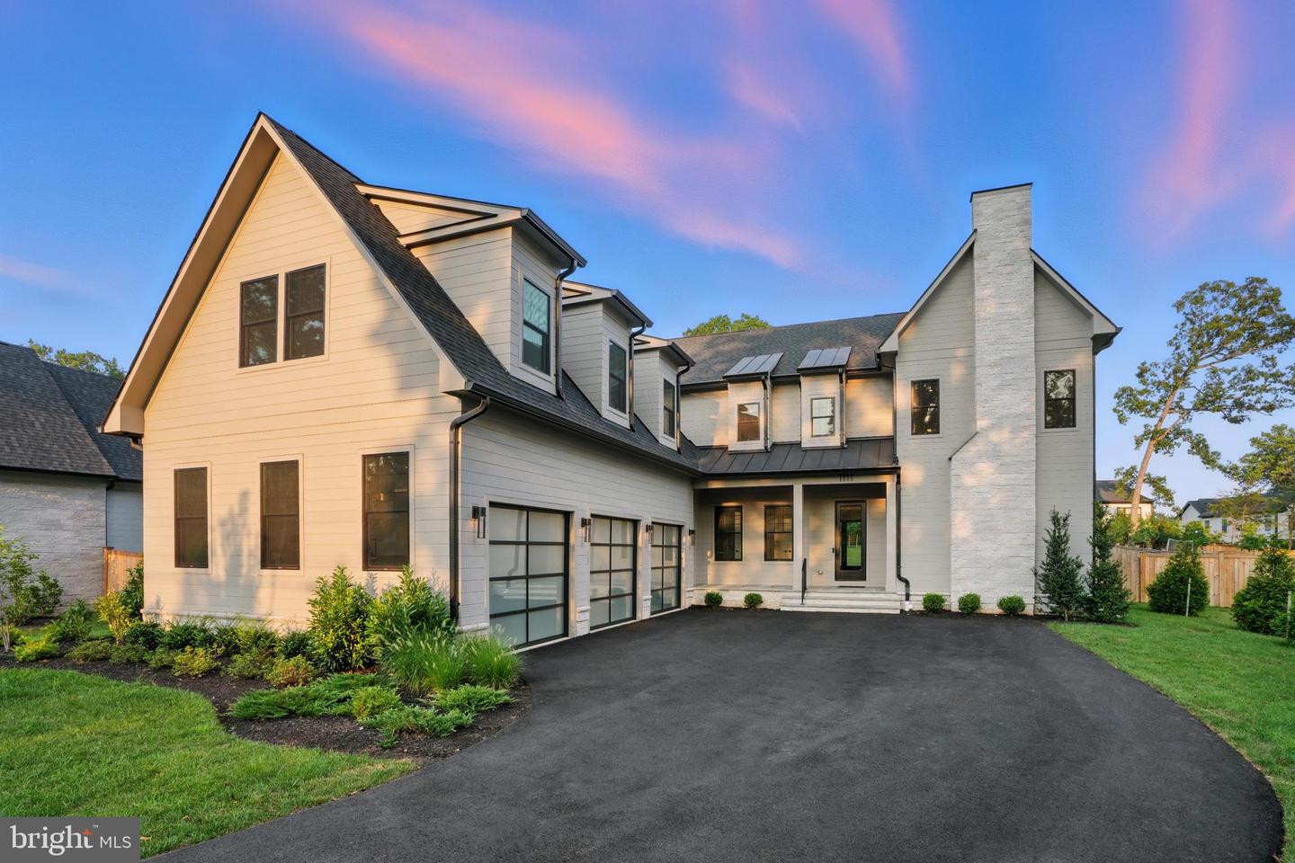 1111 INGLESIDE AVE, MCLEAN, Virginia 22101, 7 Bedrooms Bedrooms, ,7 BathroomsBathrooms,Residential,For sale,1111 INGLESIDE AVE,VAFX2260062 MLS # VAFX2260062
