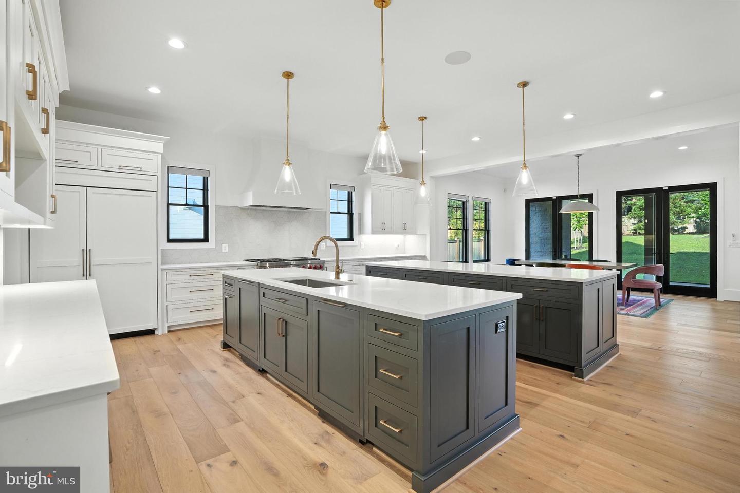 1111 INGLESIDE AVE, MCLEAN, Virginia 22101, 7 Bedrooms Bedrooms, ,7 BathroomsBathrooms,Residential,For sale,1111 INGLESIDE AVE,VAFX2260062 MLS # VAFX2260062