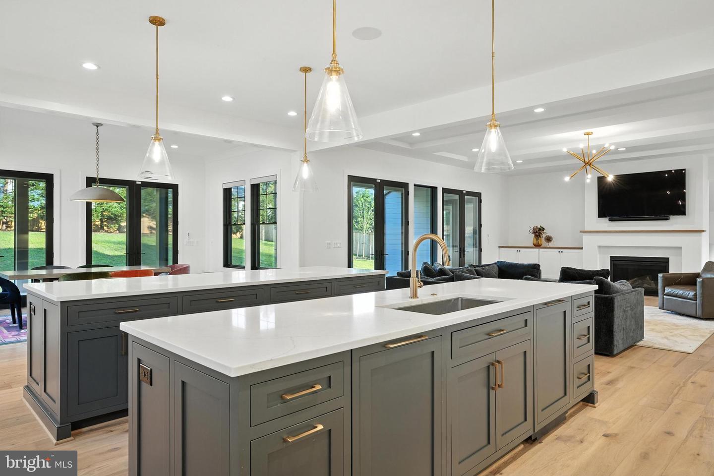 1111 INGLESIDE AVE, MCLEAN, Virginia 22101, 7 Bedrooms Bedrooms, ,7 BathroomsBathrooms,Residential,For sale,1111 INGLESIDE AVE,VAFX2260062 MLS # VAFX2260062