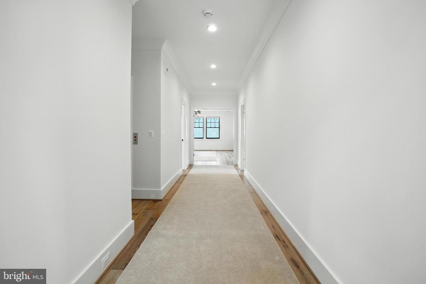 1111 INGLESIDE AVE, MCLEAN, Virginia 22101, 7 Bedrooms Bedrooms, ,7 BathroomsBathrooms,Residential,For sale,1111 INGLESIDE AVE,VAFX2260062 MLS # VAFX2260062