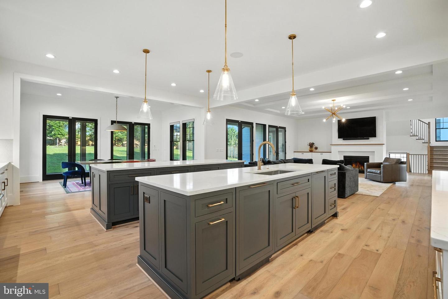 1111 INGLESIDE AVE, MCLEAN, Virginia 22101, 7 Bedrooms Bedrooms, ,7 BathroomsBathrooms,Residential,For sale,1111 INGLESIDE AVE,VAFX2260062 MLS # VAFX2260062