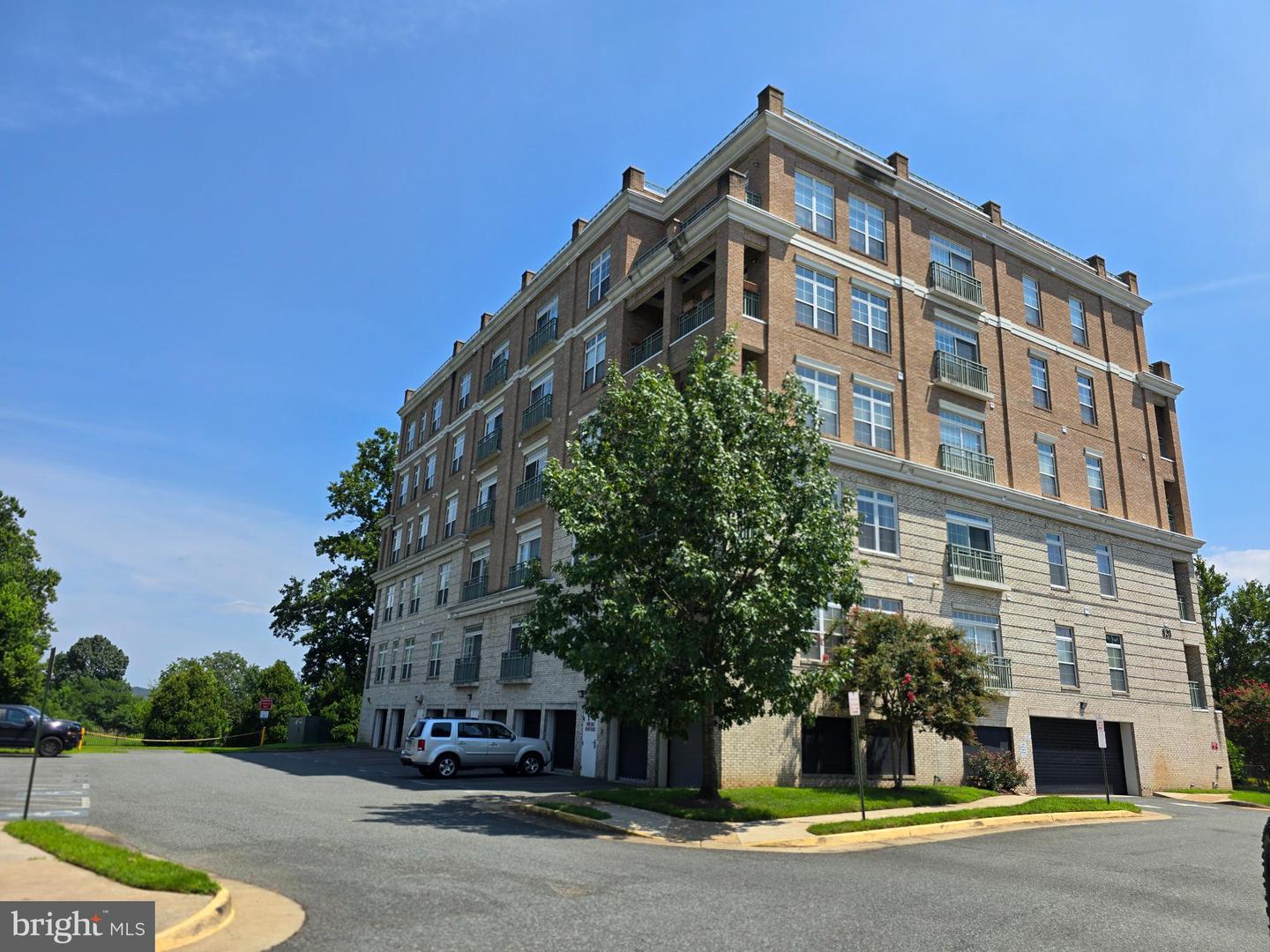820 BELMONT BAY DR #103, WOODBRIDGE, Virginia 22191, 1 Bedroom Bedrooms, 9 Rooms Rooms,1 BathroomBathrooms,Residential,For sale,820 BELMONT BAY DR #103,VAPW2101048 MLS # VAPW2101048