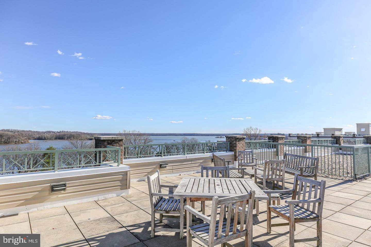 820 BELMONT BAY DR #103, WOODBRIDGE, Virginia 22191, 1 Bedroom Bedrooms, 9 Rooms Rooms,1 BathroomBathrooms,Residential,For sale,820 BELMONT BAY DR #103,VAPW2101048 MLS # VAPW2101048