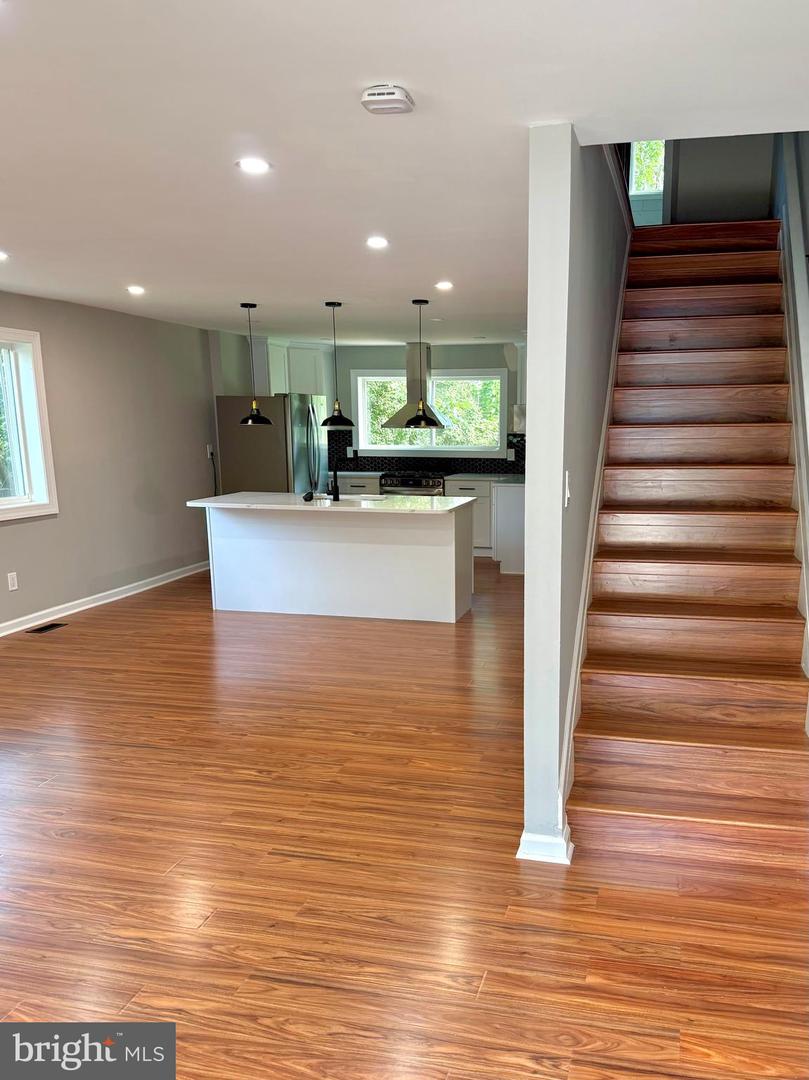 4010 AMES ST NE, WASHINGTON, District Of Columbia 20019, 4 Bedrooms Bedrooms, ,2 BathroomsBathrooms,Residential,For sale,4010 AMES ST NE,DCDC2214264 MLS # DCDC2214264
