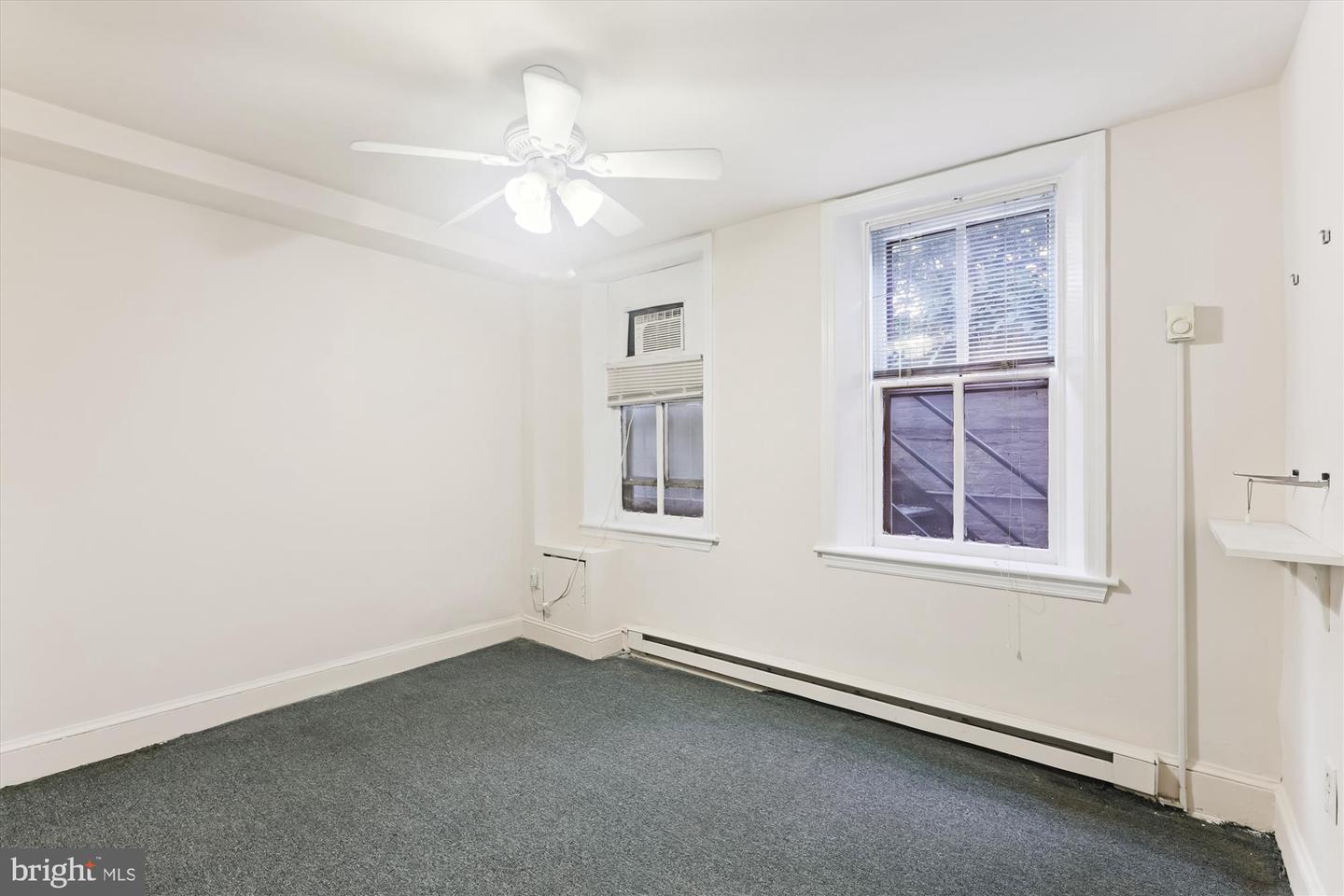 313 C ST SE, WASHINGTON, District Of Columbia 20003, 4 Bedrooms Bedrooms, 12 Rooms Rooms,4 BathroomsBathrooms,Residential,For sale,313 C ST SE,DCDC2214270 MLS # DCDC2214270