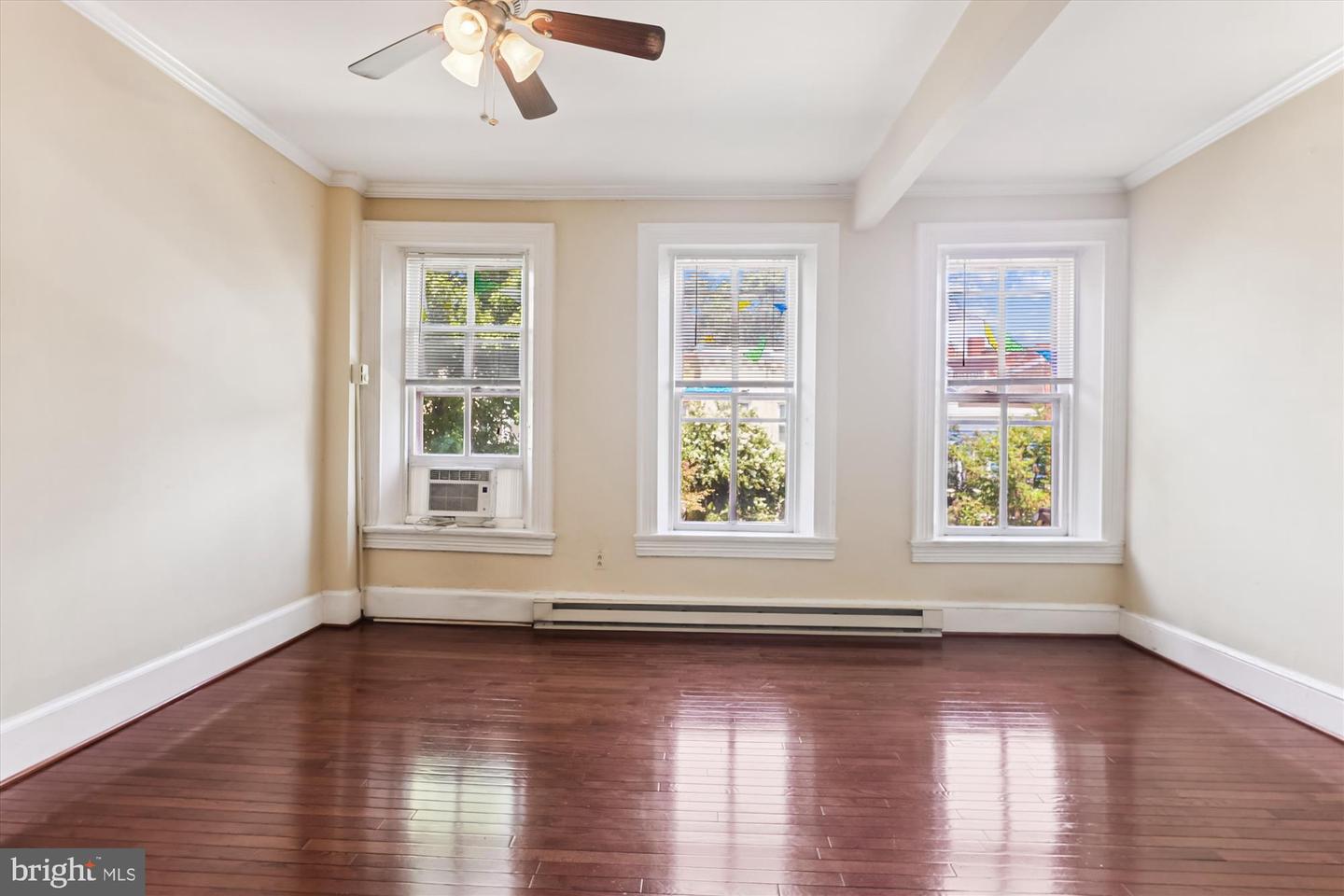 313 C ST SE, WASHINGTON, District Of Columbia 20003, 4 Bedrooms Bedrooms, 12 Rooms Rooms,4 BathroomsBathrooms,Residential,For sale,313 C ST SE,DCDC2214270 MLS # DCDC2214270