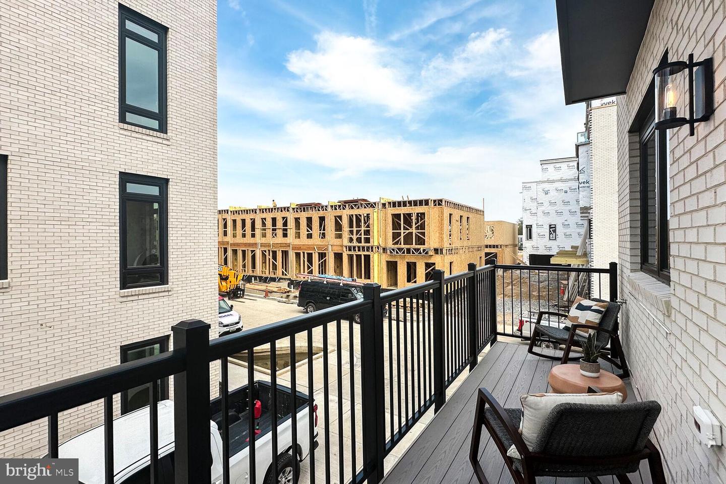 61 LOWER SERVICE CT NW #936, WASHINGTON, District Of Columbia 20001, 4 Bedrooms Bedrooms, ,4 BathroomsBathrooms,Residential,For sale,61 LOWER SERVICE CT NW #936,DCDC2214272 MLS # DCDC2214272