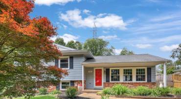 702 WILLIAMSBURG RD, STERLING, Virginia 20164, 3 Bedrooms Bedrooms, ,2 BathroomsBathrooms,Residential,For sale,702 WILLIAMSBURG RD,VALO2104190 MLS # VALO2104190