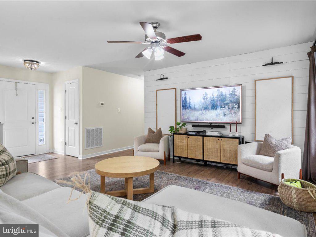 139 MONCUIN CT, MANQUIN, Virginia 23106, 3 Bedrooms Bedrooms, 8 Rooms Rooms,2 BathroomsBathrooms,Residential,For sale,139 MONCUIN CT,VAKW2000250 MLS # VAKW2000250