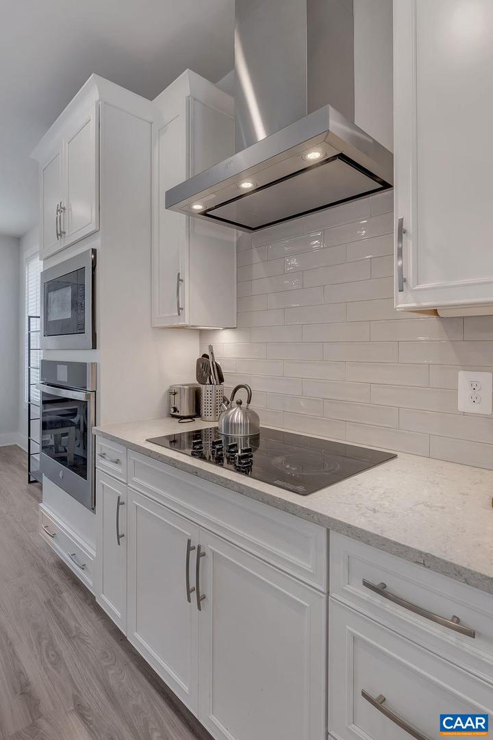 828 WESLEY LN #B, CHARLOTTESVILLE, Virginia 22911, 3 Bedrooms Bedrooms, ,2 BathroomsBathrooms,Residential,For sale,828 WESLEY LN #B,667624 MLS # 667624