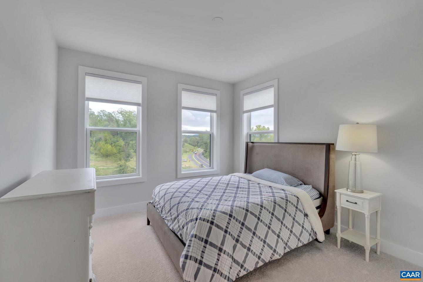 828 WESLEY LN #B, CHARLOTTESVILLE, Virginia 22911, 3 Bedrooms Bedrooms, ,2 BathroomsBathrooms,Residential,For sale,828 WESLEY LN #B,667624 MLS # 667624