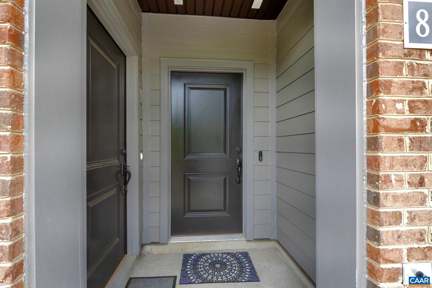 828 WESLEY LN #B, CHARLOTTESVILLE, Virginia 22911, 3 Bedrooms Bedrooms, ,2 BathroomsBathrooms,Residential,For sale,828 WESLEY LN #B,667624 MLS # 667624