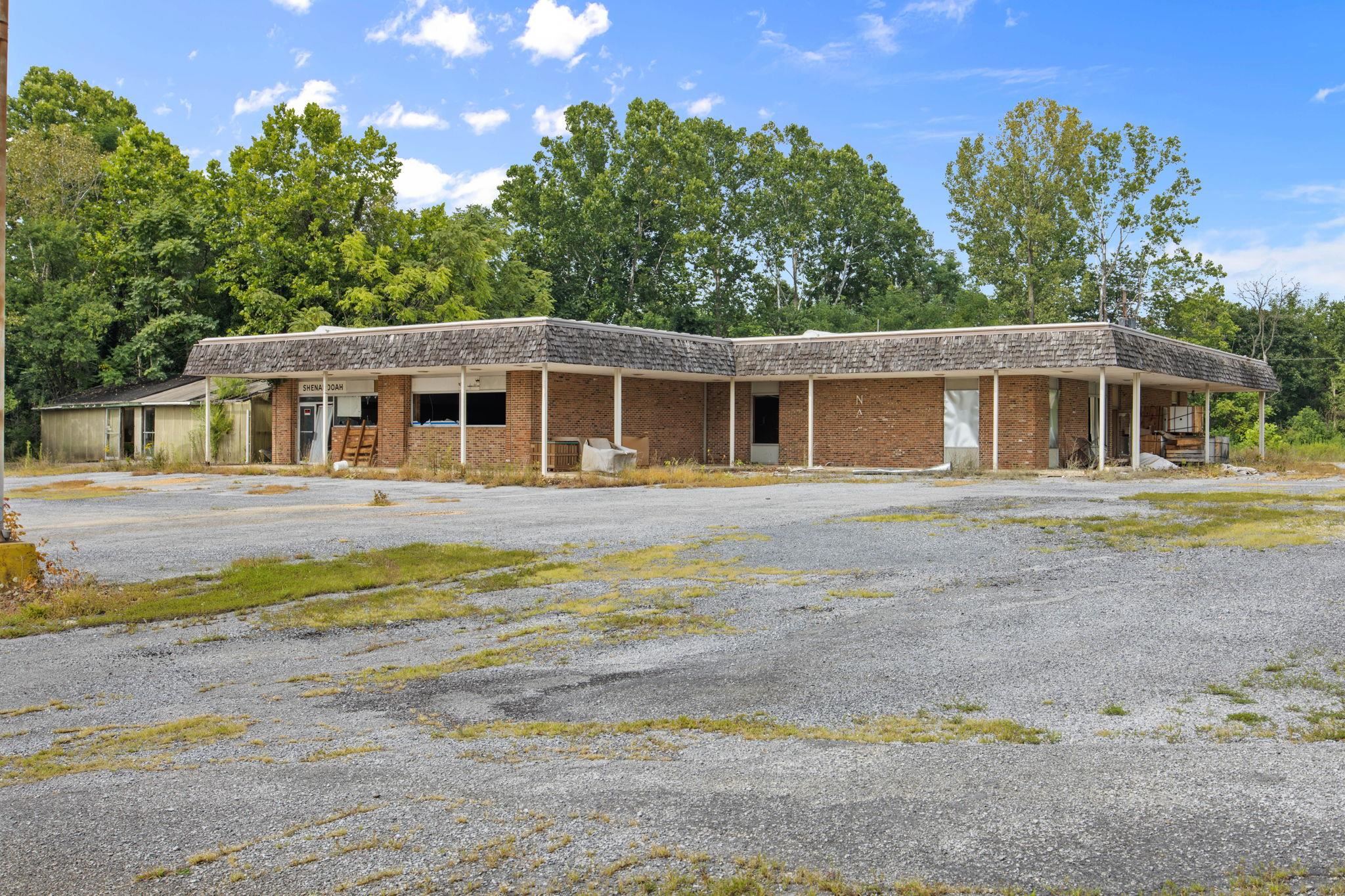420 S THIRD ST, SHENANDOAH, Virginia 22849, ,Commercial,420 S THIRD ST,667644 MLS # 667644