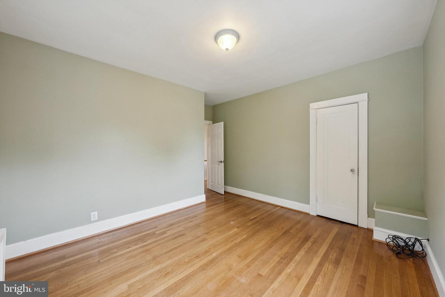 5532 30TH PL NW, WASHINGTON, District Of Columbia 20015, 4 Bedrooms Bedrooms, ,3 BathroomsBathrooms,Residential,For sale,5532 30TH PL NW,DCDC2186152 MLS # DCDC2186152