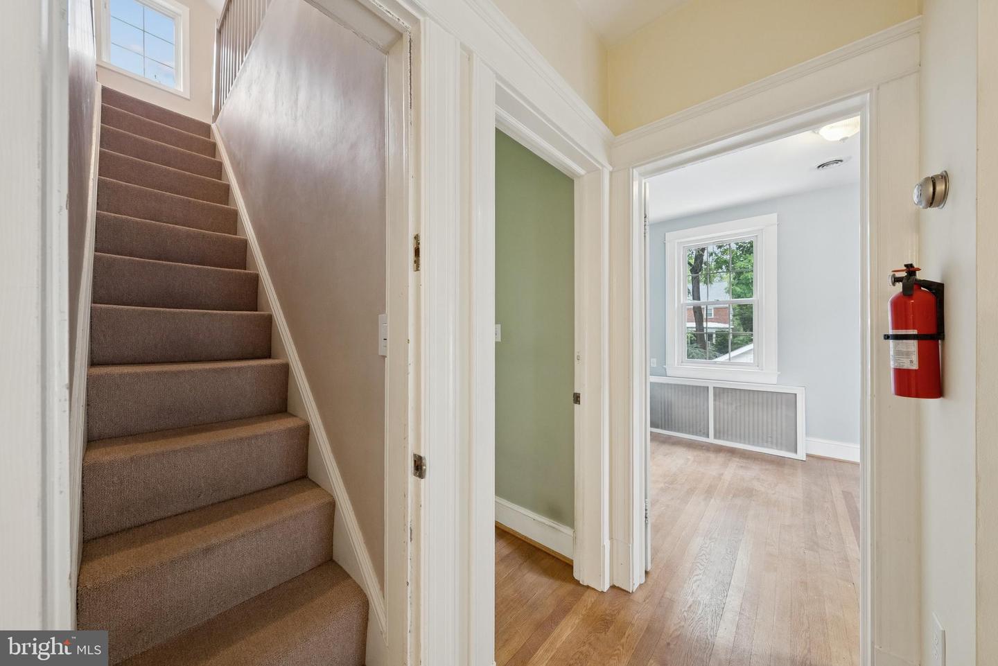 5532 30TH PL NW, WASHINGTON, District Of Columbia 20015, 4 Bedrooms Bedrooms, ,3 BathroomsBathrooms,Residential,For sale,5532 30TH PL NW,DCDC2186152 MLS # DCDC2186152