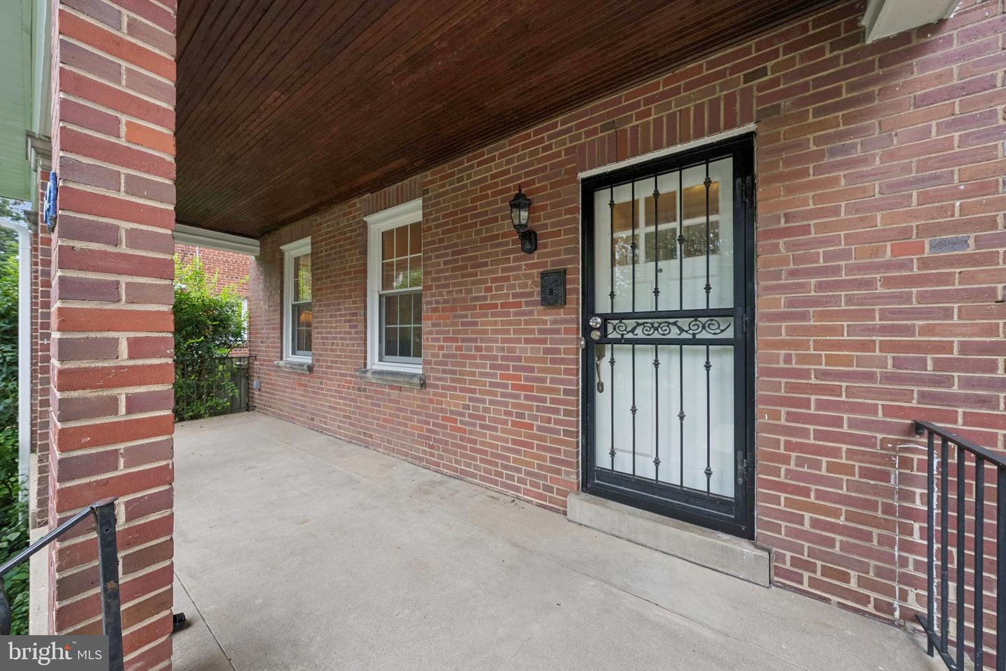 5532 30TH PL NW, WASHINGTON, District Of Columbia 20015, 4 Bedrooms Bedrooms, ,3 BathroomsBathrooms,Residential,For sale,5532 30TH PL NW,DCDC2186152 MLS # DCDC2186152