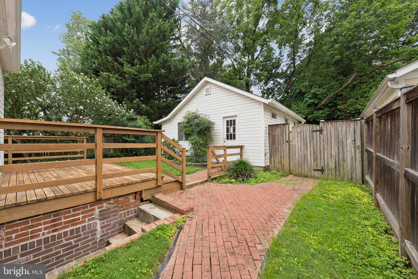 5532 30TH PL NW, WASHINGTON, District Of Columbia 20015, 4 Bedrooms Bedrooms, ,3 BathroomsBathrooms,Residential,For sale,5532 30TH PL NW,DCDC2186152 MLS # DCDC2186152