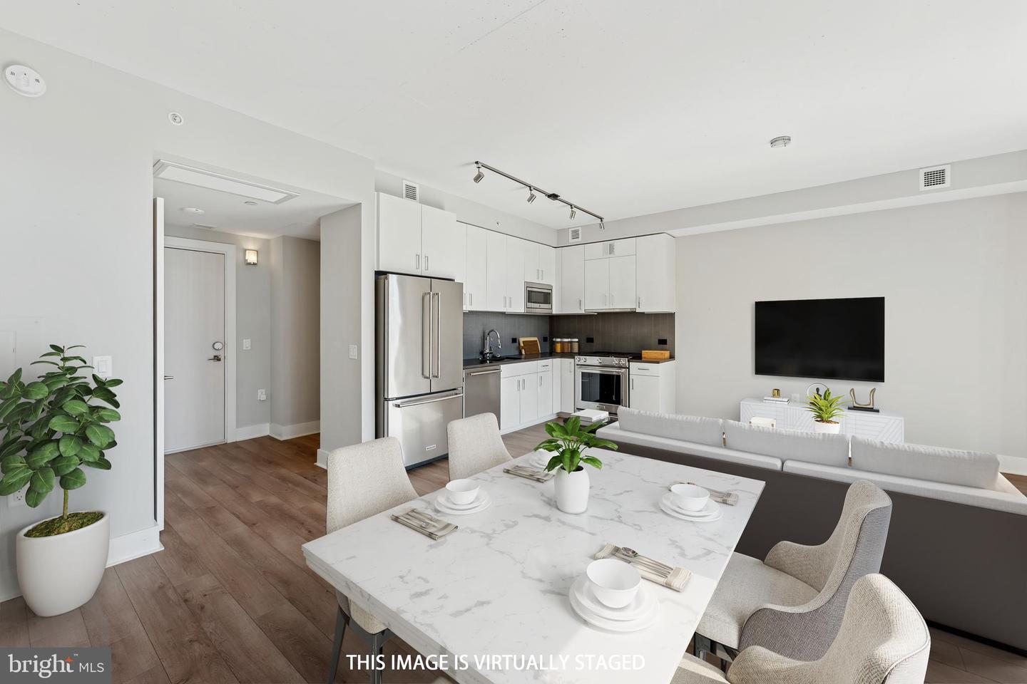 88 V ST SW #203, WASHINGTON, District Of Columbia 20024, 2 Bedrooms Bedrooms, 5 Rooms Rooms,2 BathroomsBathrooms,Residential,For sale,88 V ST SW #203,DCDC2186436 MLS # DCDC2186436