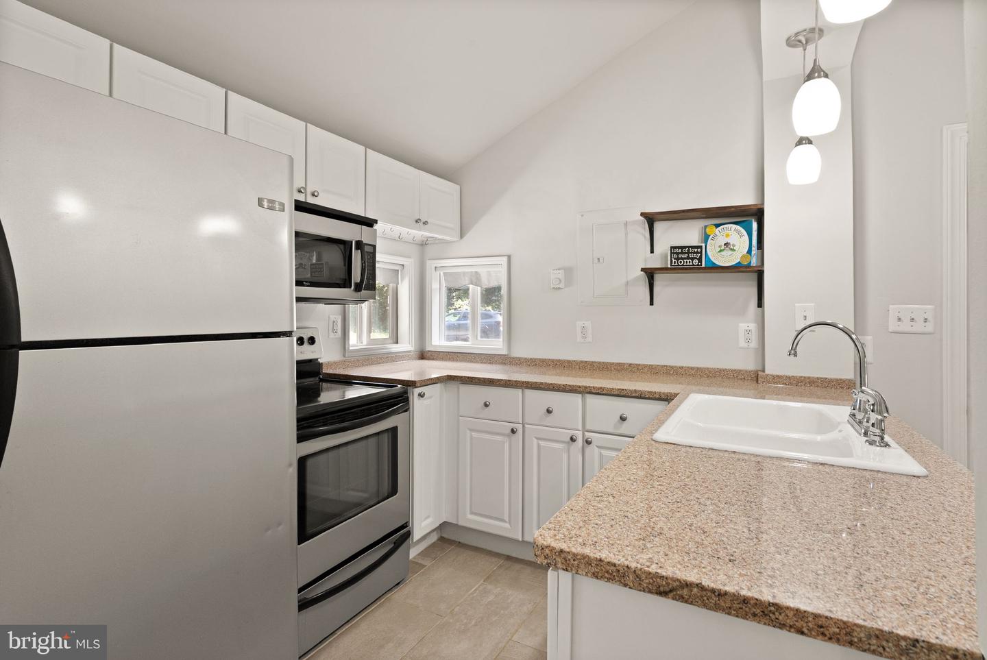 11347 GUNSTON ROAD WAY, LORTON, Virginia 22079, 1 Bedroom Bedrooms, ,1 BathroomBathrooms,Residential,For sale,11347 GUNSTON ROAD WAY,VAFX2235478 MLS # VAFX2235478