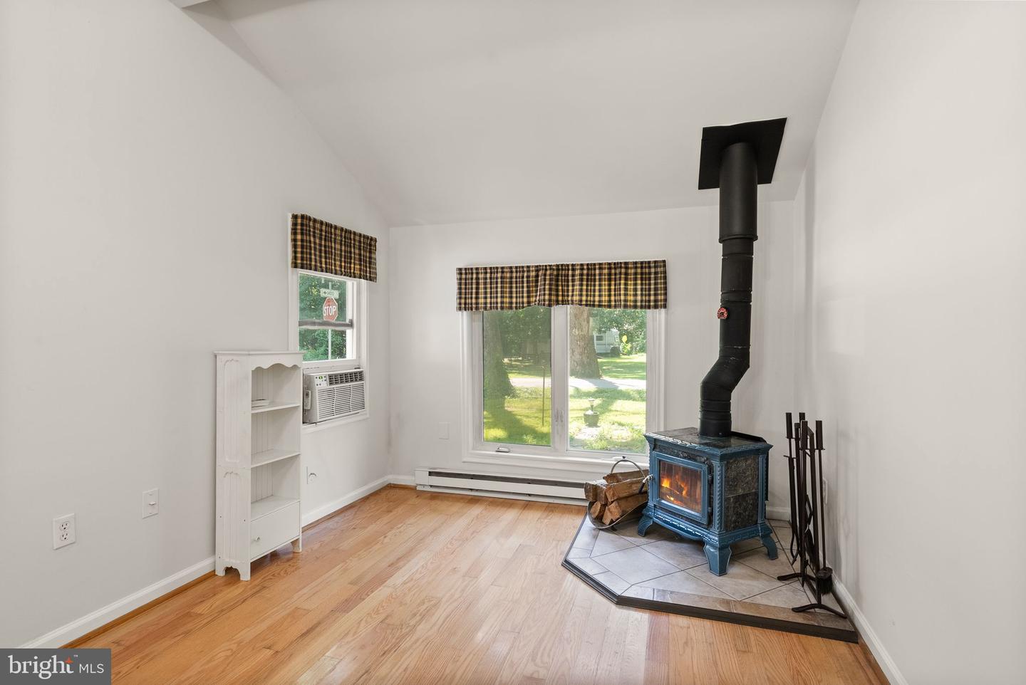 11347 GUNSTON ROAD WAY, LORTON, Virginia 22079, 1 Bedroom Bedrooms, ,1 BathroomBathrooms,Residential,For sale,11347 GUNSTON ROAD WAY,VAFX2235478 MLS # VAFX2235478