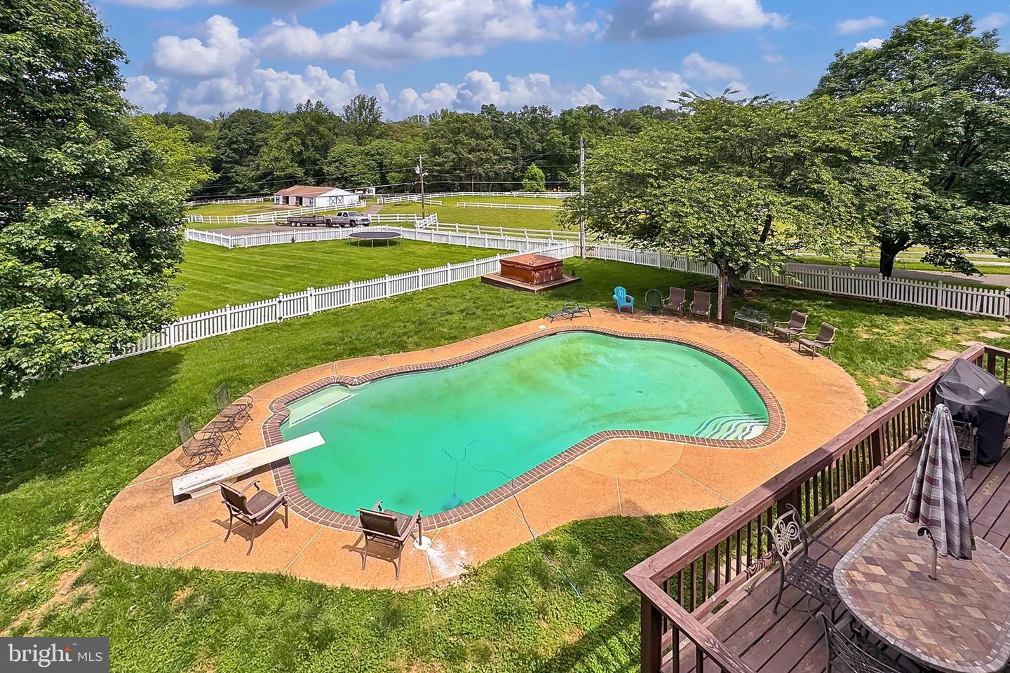 13310 COMPTON RD, CLIFTON, Virginia 20124, 5 Bedrooms Bedrooms, ,4 BathroomsBathrooms,Residential,For sale,13310 COMPTON RD,VAFX2235948 MLS # VAFX2235948