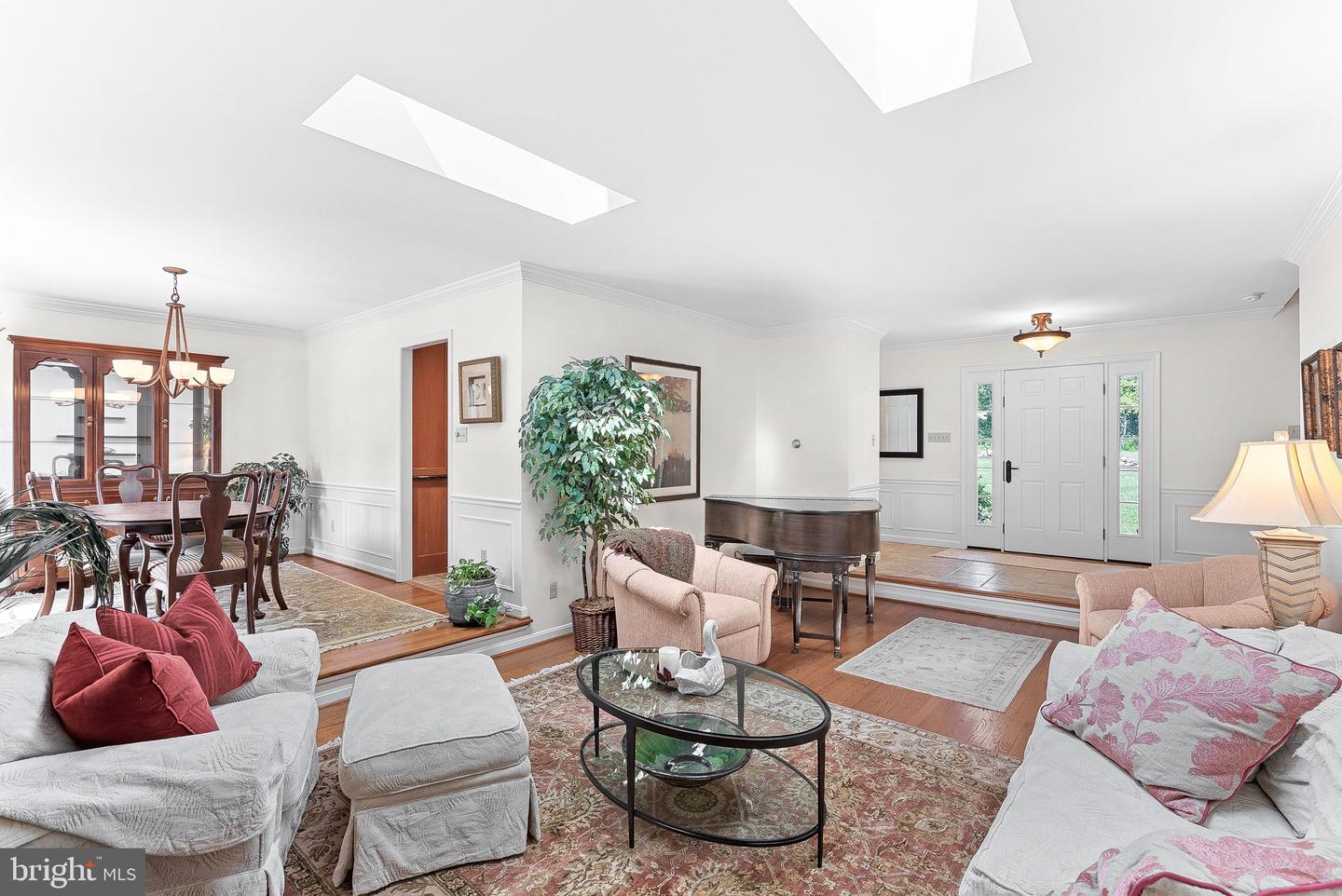 13136 ORRISON RD, LOVETTSVILLE, Virginia 20180, 4 Bedrooms Bedrooms, ,2 BathroomsBathrooms,Residential,For sale,13136 ORRISON RD,VALO2095672 MLS # VALO2095672