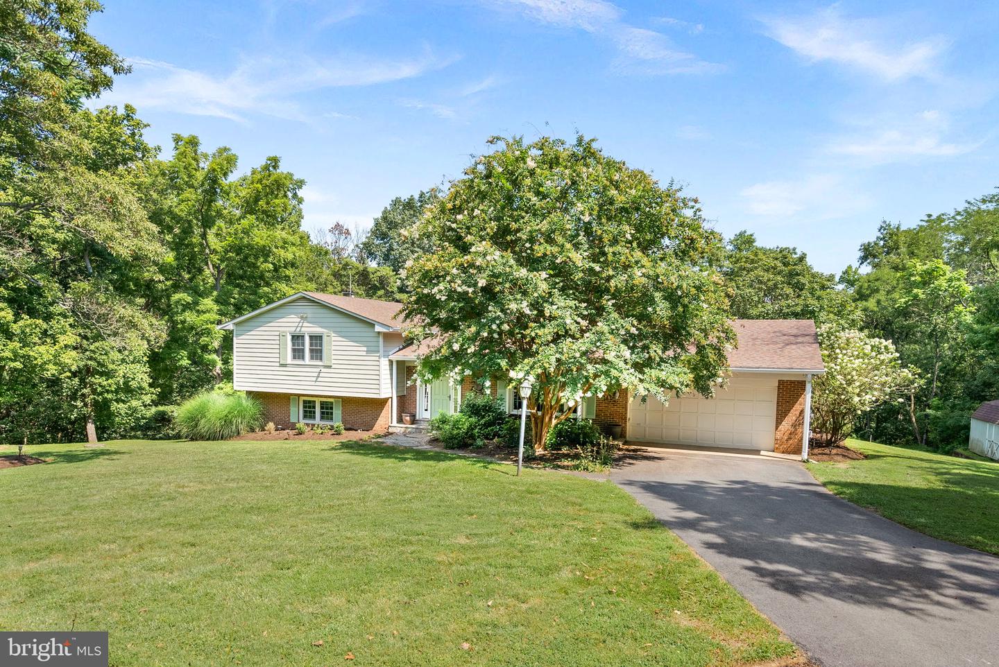 13136 ORRISON RD, LOVETTSVILLE, Virginia 20180, 4 Bedrooms Bedrooms, ,2 BathroomsBathrooms,Residential,For sale,13136 ORRISON RD,VALO2095672 MLS # VALO2095672