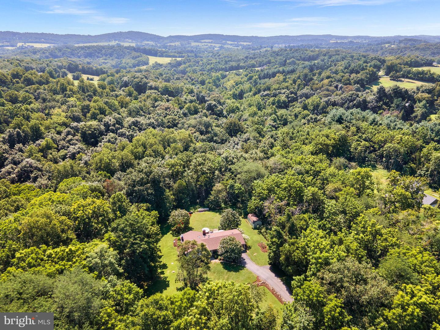 13136 ORRISON RD, LOVETTSVILLE, Virginia 20180, 4 Bedrooms Bedrooms, ,2 BathroomsBathrooms,Residential,For sale,13136 ORRISON RD,VALO2095672 MLS # VALO2095672
