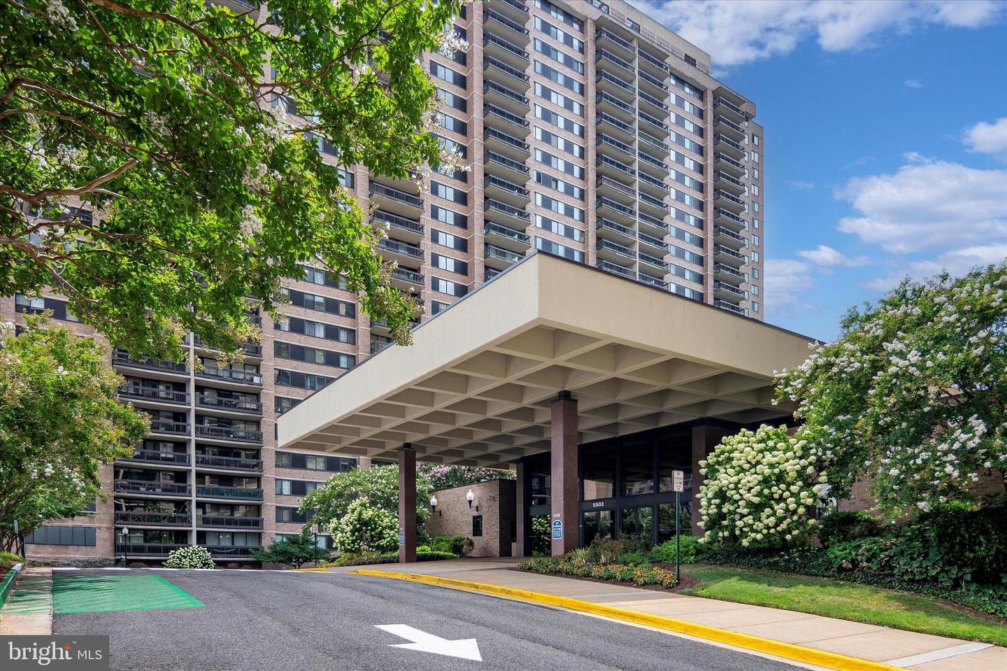 5505 SEMINARY RD #904N, FALLS CHURCH, Virginia 22041, 2 Bedrooms Bedrooms, ,2 BathroomsBathrooms,Residential,For sale,5505 SEMINARY RD #904N,VAFX2243260 MLS # VAFX2243260
