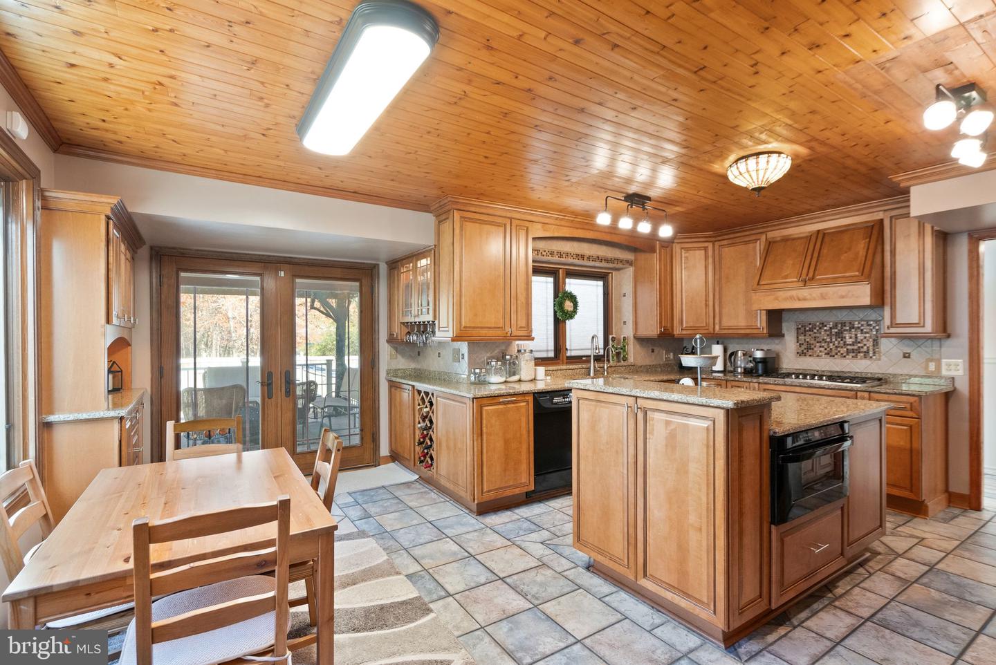 5 TERI LYN CT, FREDERICKSBURG, Virginia 22406, 4 Bedrooms Bedrooms, ,2 BathroomsBathrooms,Residential,For sale,5 TERI LYN CT,VAST2039364 MLS # VAST2039364