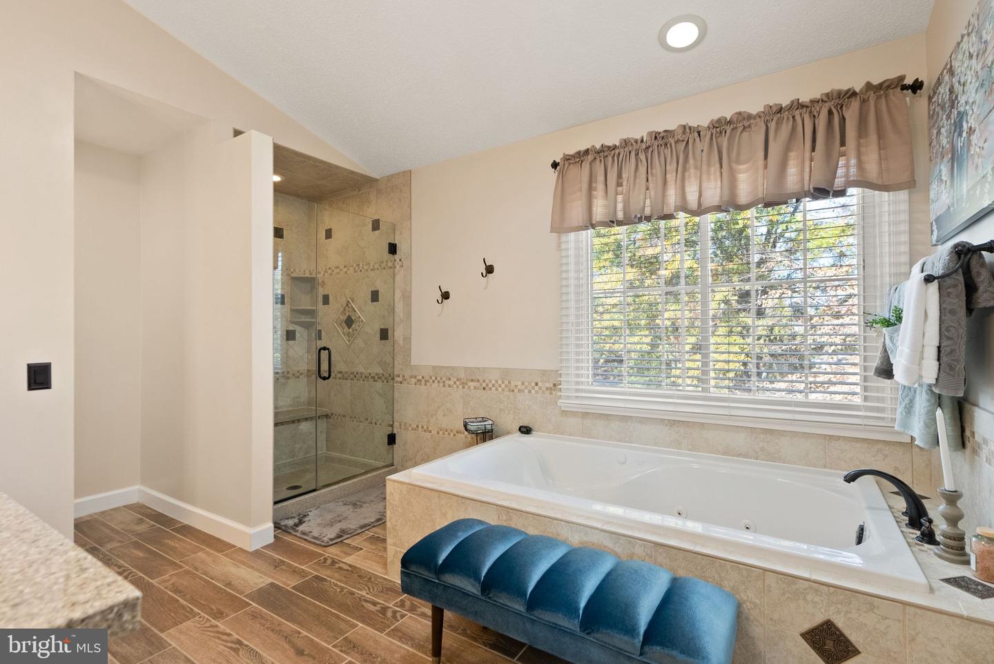5 TERI LYN CT, FREDERICKSBURG, Virginia 22406, 4 Bedrooms Bedrooms, ,2 BathroomsBathrooms,Residential,For sale,5 TERI LYN CT,VAST2039364 MLS # VAST2039364