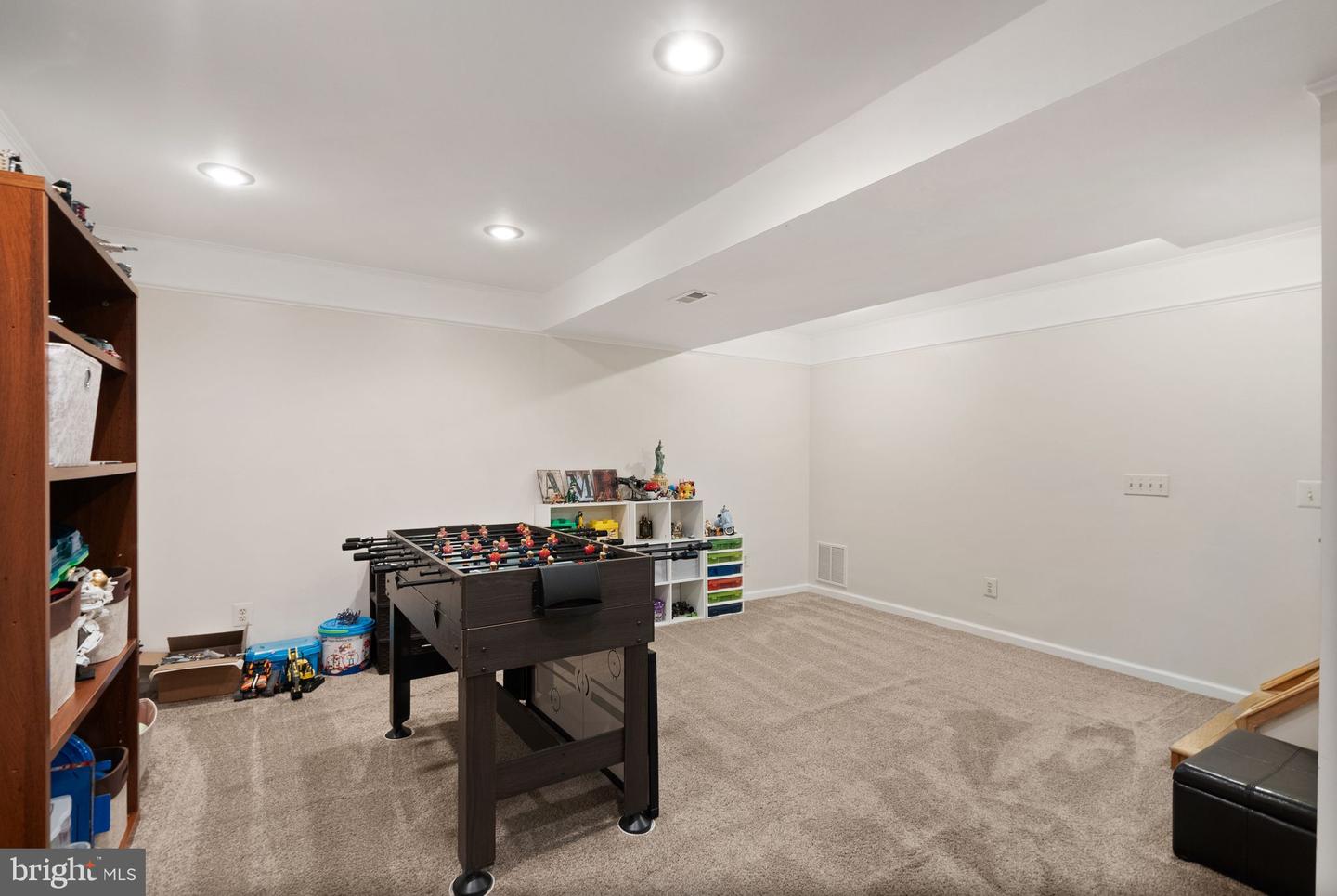5 TERI LYN CT, FREDERICKSBURG, Virginia 22406, 4 Bedrooms Bedrooms, ,2 BathroomsBathrooms,Residential,For sale,5 TERI LYN CT,VAST2039364 MLS # VAST2039364