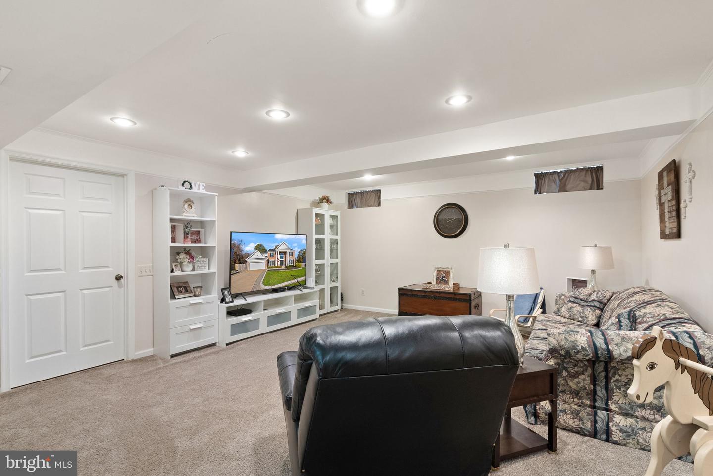 5 TERI LYN CT, FREDERICKSBURG, Virginia 22406, 4 Bedrooms Bedrooms, ,2 BathroomsBathrooms,Residential,For sale,5 TERI LYN CT,VAST2039364 MLS # VAST2039364
