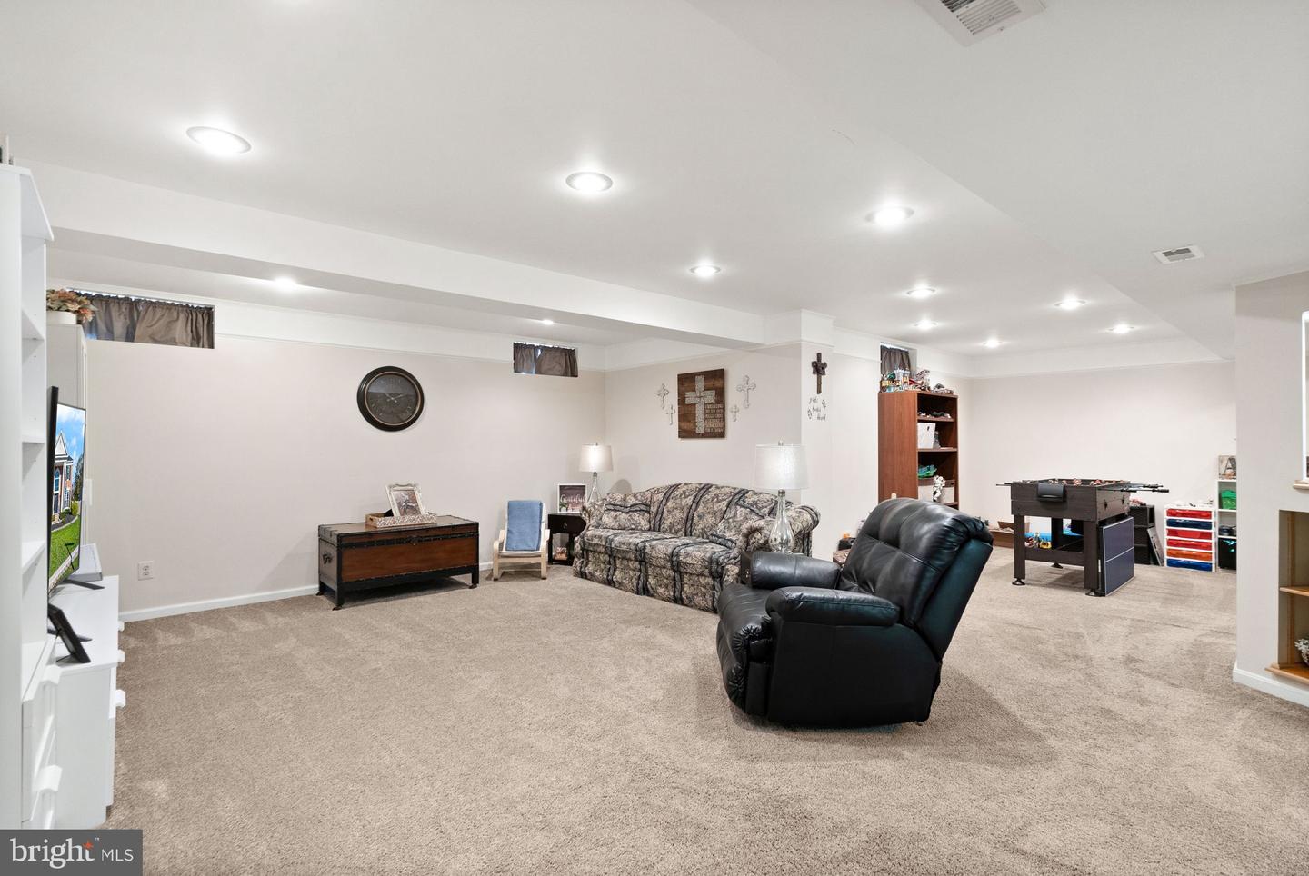 5 TERI LYN CT, FREDERICKSBURG, Virginia 22406, 4 Bedrooms Bedrooms, ,2 BathroomsBathrooms,Residential,For sale,5 TERI LYN CT,VAST2039364 MLS # VAST2039364