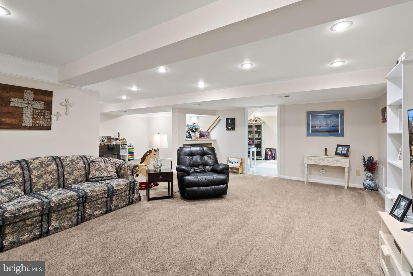 5 TERI LYN CT, FREDERICKSBURG, Virginia 22406, 4 Bedrooms Bedrooms, ,2 BathroomsBathrooms,Residential,For sale,5 TERI LYN CT,VAST2039364 MLS # VAST2039364