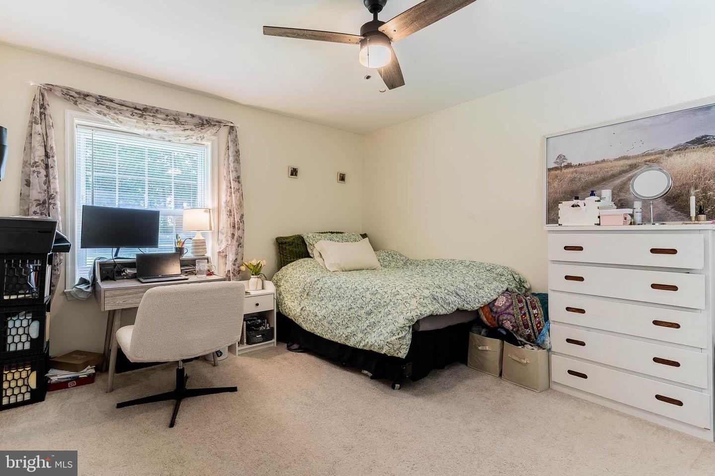 3334 SPRING LN #B-12, FALLS CHURCH, Virginia 22041, 3 Bedrooms Bedrooms, ,2 BathroomsBathrooms,Residential,For sale,3334 SPRING LN #B-12,VAFX2245094 MLS # VAFX2245094
