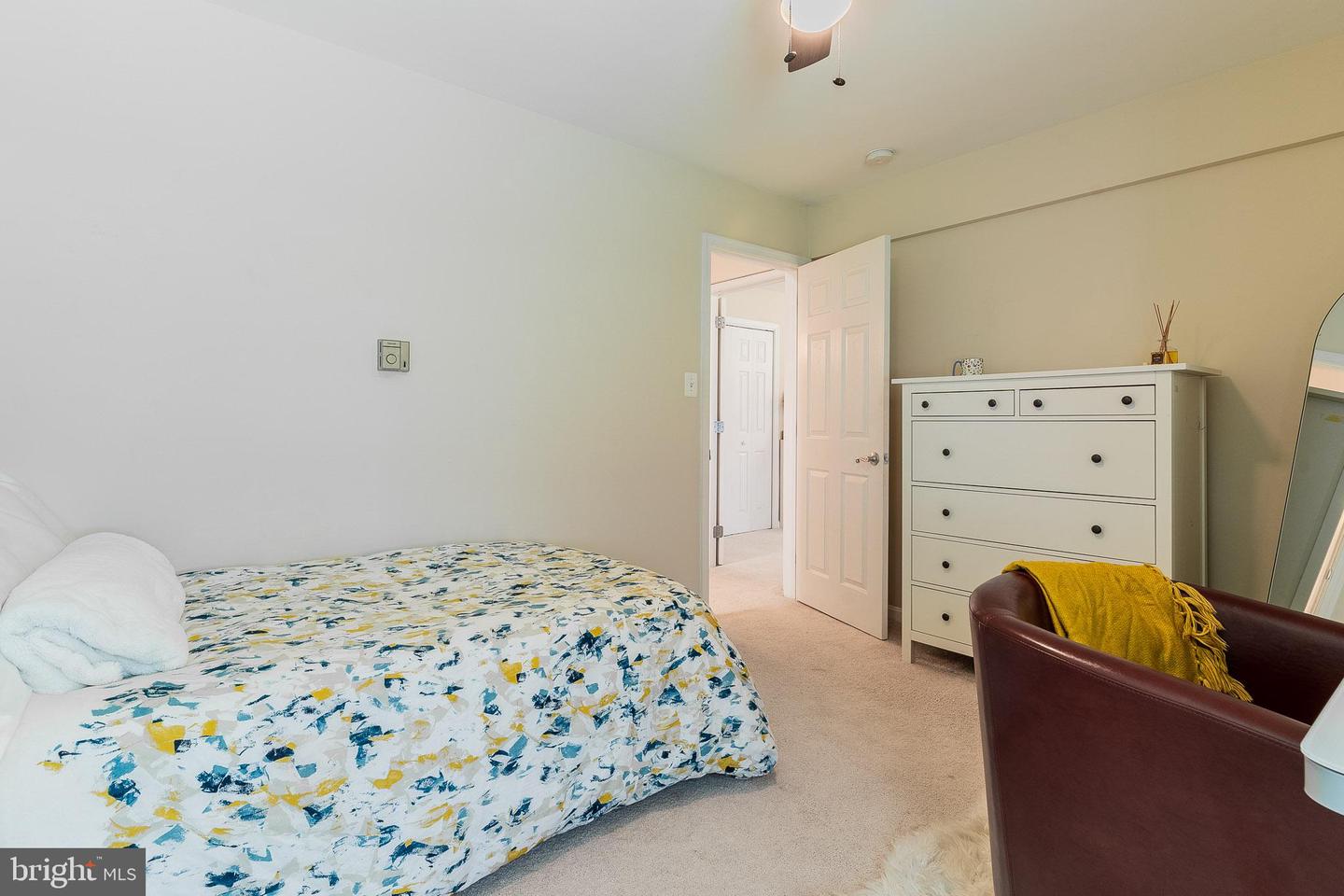 3334 SPRING LN #B-12, FALLS CHURCH, Virginia 22041, 3 Bedrooms Bedrooms, ,2 BathroomsBathrooms,Residential,For sale,3334 SPRING LN #B-12,VAFX2245094 MLS # VAFX2245094