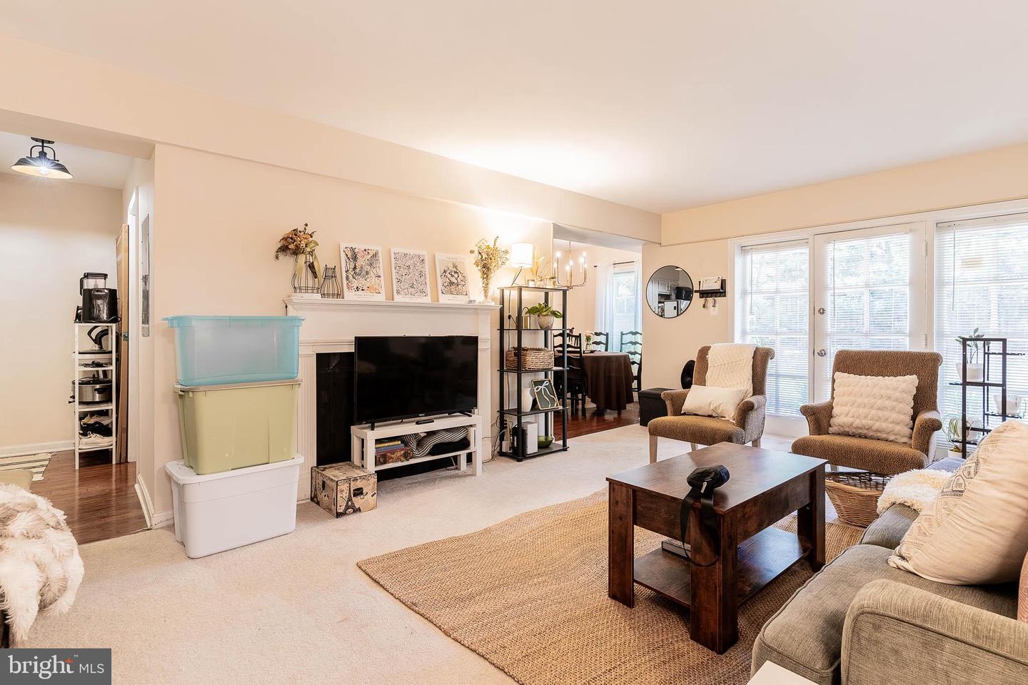 3334 SPRING LN #B-12, FALLS CHURCH, Virginia 22041, 3 Bedrooms Bedrooms, ,2 BathroomsBathrooms,Residential,For sale,3334 SPRING LN #B-12,VAFX2245094 MLS # VAFX2245094