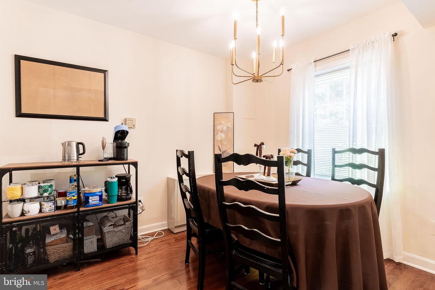 3334 SPRING LN #B-12, FALLS CHURCH, Virginia 22041, 3 Bedrooms Bedrooms, ,2 BathroomsBathrooms,Residential,For sale,3334 SPRING LN #B-12,VAFX2245094 MLS # VAFX2245094