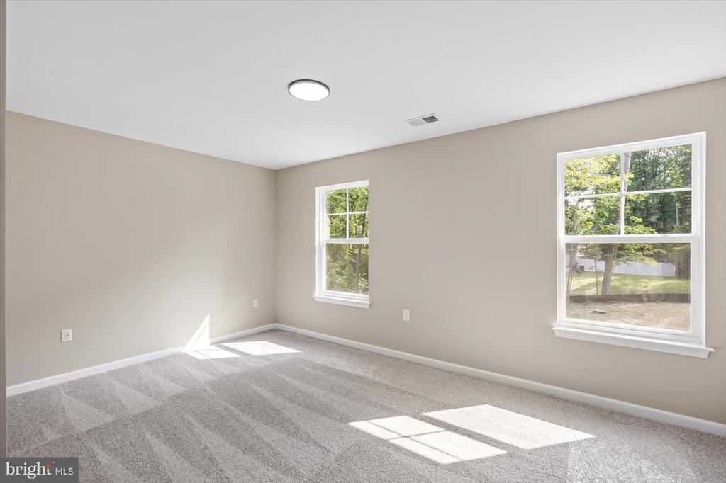 13004 JACKSONS FORD RD, SPOTSYLVANIA, Virginia 22551, 4 Bedrooms Bedrooms, ,2 BathroomsBathrooms,Residential,13004 JACKSONS FORD RD,VASP2035038 MLS # VASP2035038