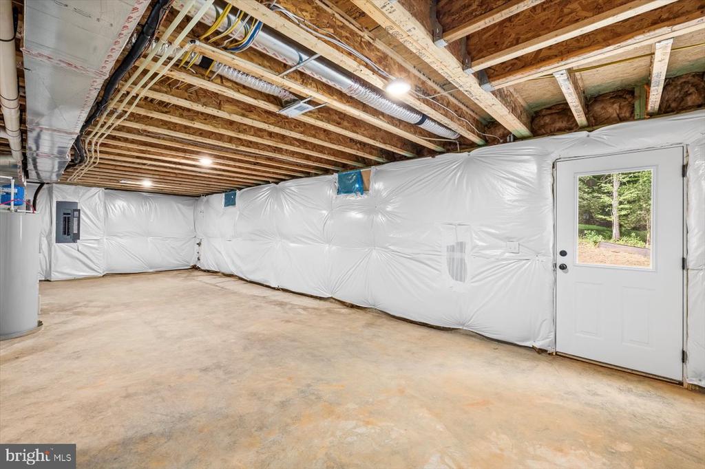 13004 JACKSONS FORD RD, SPOTSYLVANIA, Virginia 22551, 4 Bedrooms Bedrooms, ,2 BathroomsBathrooms,Residential,13004 JACKSONS FORD RD,VASP2035038 MLS # VASP2035038