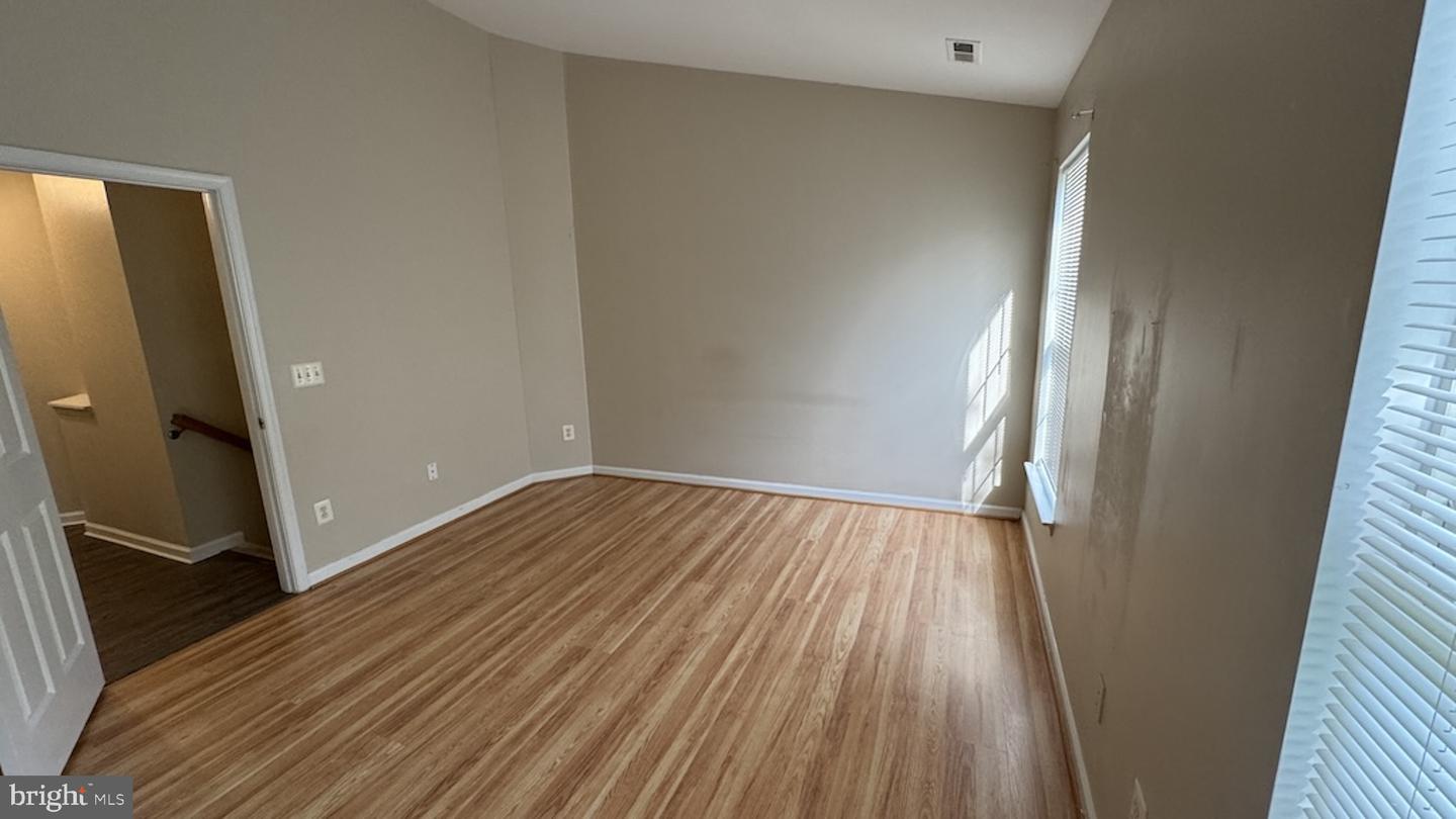 7849 SEAFARER WAY, LORTON, Virginia 22079, 3 Bedrooms Bedrooms, ,3 BathroomsBathrooms,Residential,For sale,7849 SEAFARER WAY,VAFX2247342 MLS # VAFX2247342