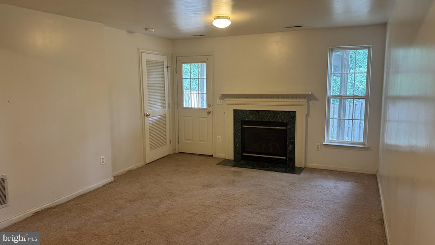 7849 SEAFARER WAY, LORTON, Virginia 22079, 3 Bedrooms Bedrooms, ,3 BathroomsBathrooms,Residential,For sale,7849 SEAFARER WAY,VAFX2247342 MLS # VAFX2247342