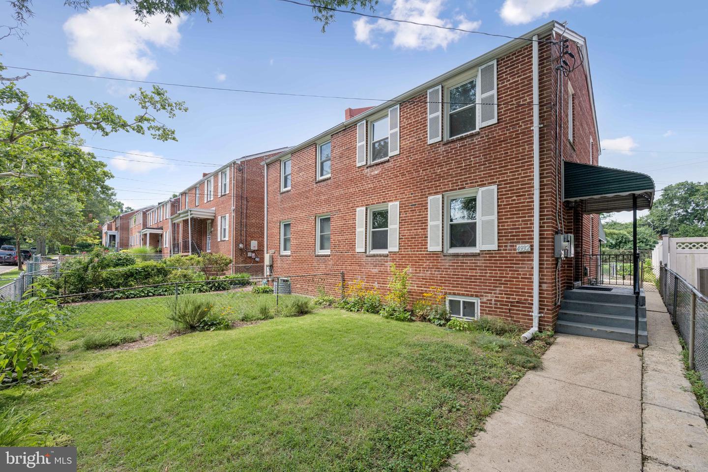 4932 11TH ST NE, WASHINGTON, District Of Columbia 20017, 3 Bedrooms Bedrooms, ,2 BathroomsBathrooms,Residential,For sale,4932 11TH ST NE,DCDC2206236 MLS # DCDC2206236
