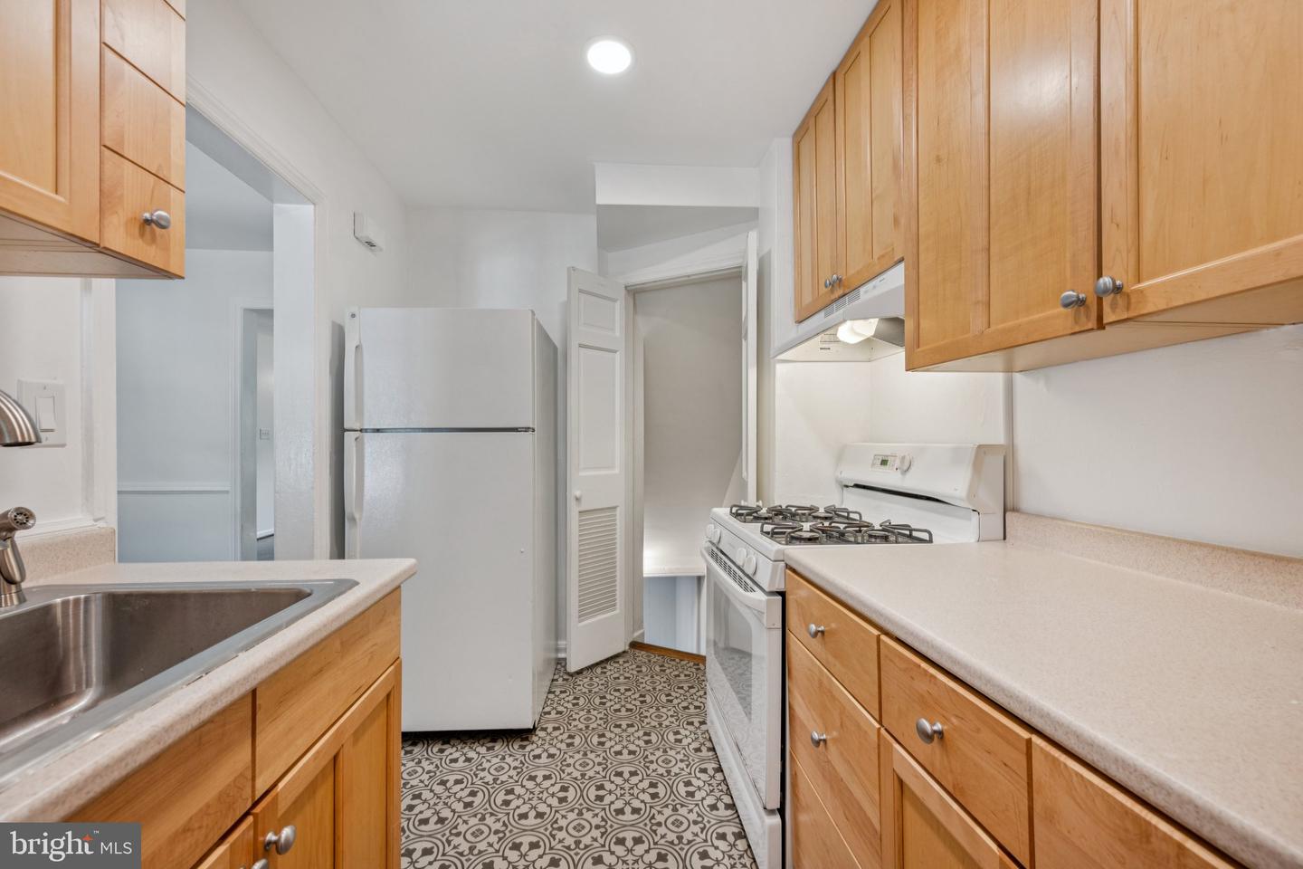 4932 11TH ST NE, WASHINGTON, District Of Columbia 20017, 3 Bedrooms Bedrooms, ,2 BathroomsBathrooms,Residential,For sale,4932 11TH ST NE,DCDC2206236 MLS # DCDC2206236